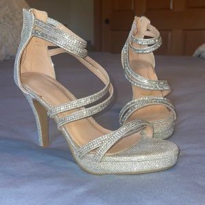 Strapply silver heels